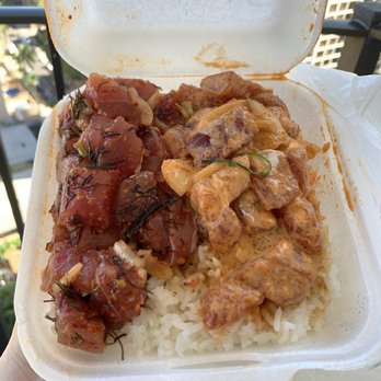 Ono Seafood - Hawaiian & Spicy Ahi poke bowl - Seafood Near Me - Honolulu, Hawaii