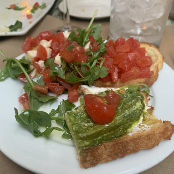 Battubelin - Bruschetta - Pizza Near Me - Miami, Florida Battubelin - Bruschetta - Pizza Near Me - Miami, Florida