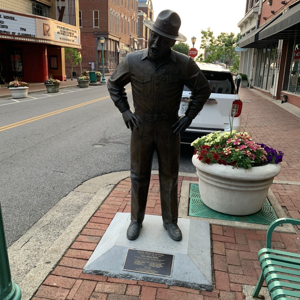 Frank Sutton Statue - Landmarks & Historical Buildings Near Me - Clarksville, Tennessee