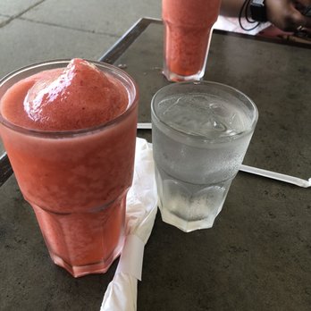 Turning Point - Strawberry lemonade - Breakfast & Brunch Near Me - Lawrence Township, New Jersey