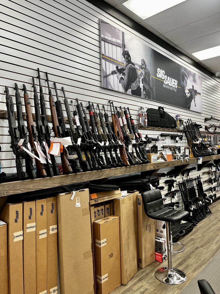 OUTPOST ELITE GUN STORE Updated August 2024 10 Photos 10200