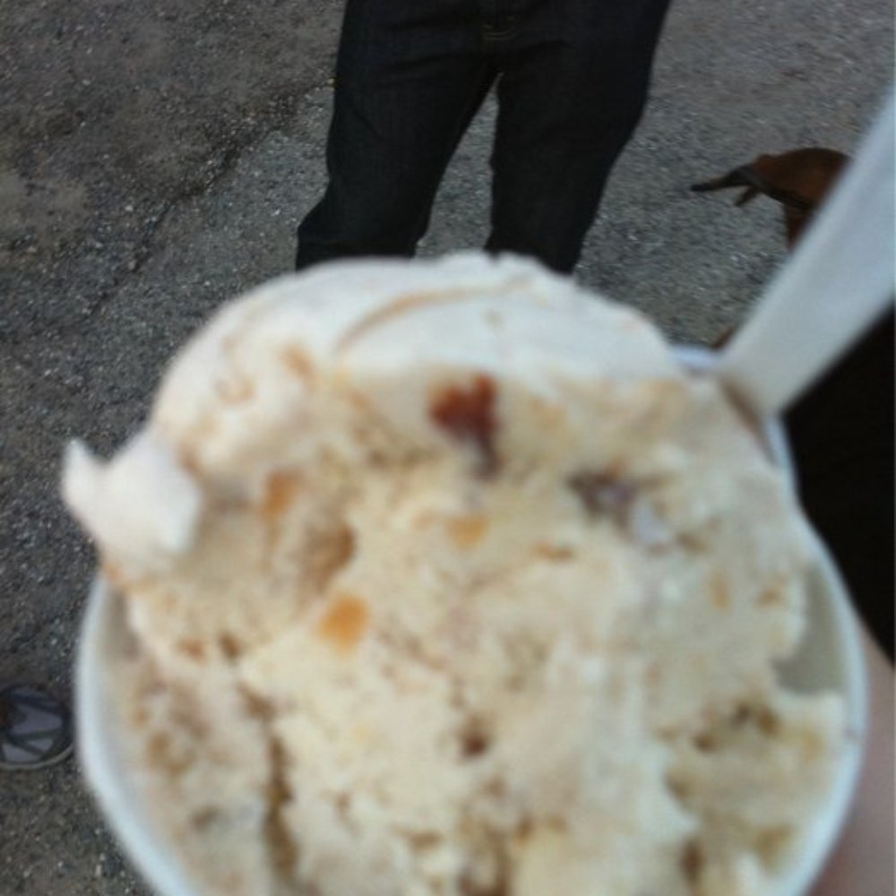 Erikson's Ice Cream - Apple strudel ice cream - Ice Cream & Frozen Yogurt Near Me - Maynard, Massachusetts Erikson's Ice Cream - Apple strudel ice cream - Ice Cream & Frozen Yogurt Near Me - Maynard, Massachusetts