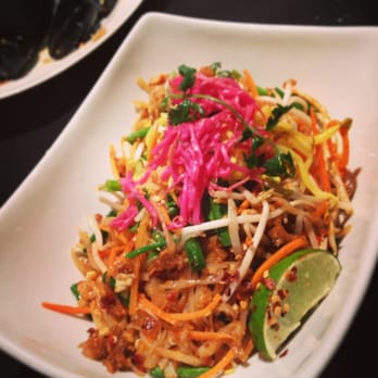 Malai Kitchen - Shrimp Pad Thai - Thai Near Me - Dallas, Texas