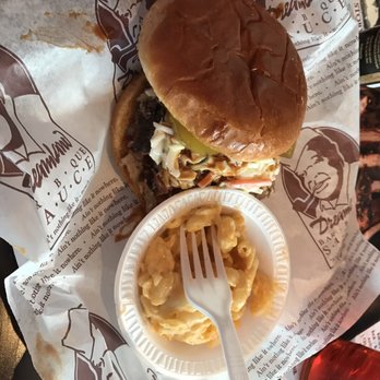 Dreamland BBQ - Pork BBQ sandwich with the works and Mac and Cheese - Barbeque Near Me - Hoover, Alabama Dreamland BBQ - Pork BBQ sandwich with the works and Mac and Cheese - Barbeque Near Me - Hoover, Alabama