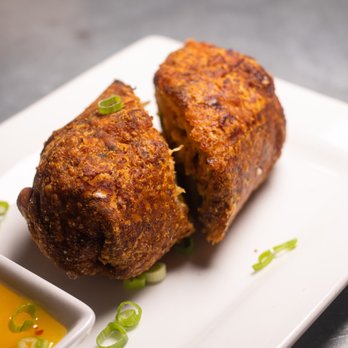 Industry Tavern - Eggroll - New American Near Me - Atlanta, Georgia Industry Tavern - Eggroll - New American Near Me - Atlanta, Georgia