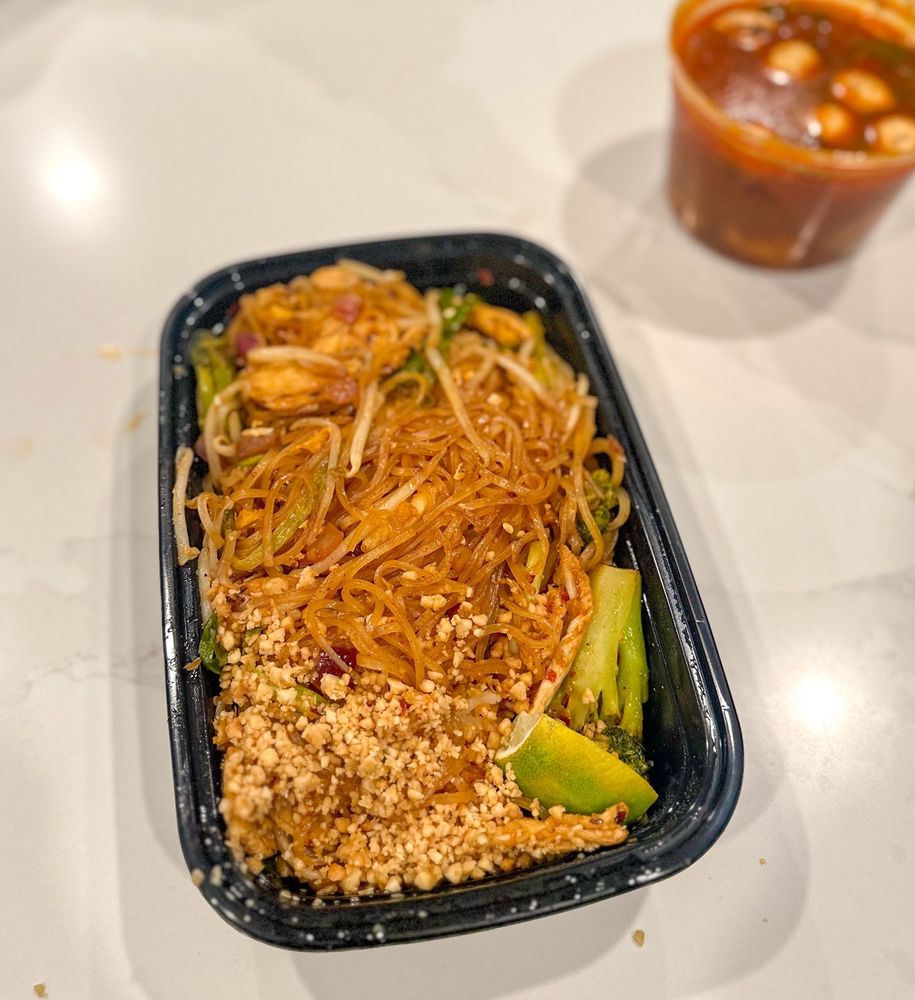 Thai Twist Noodle House