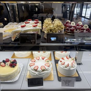Cream Pan - Bakeries Near Me - Lomita, California