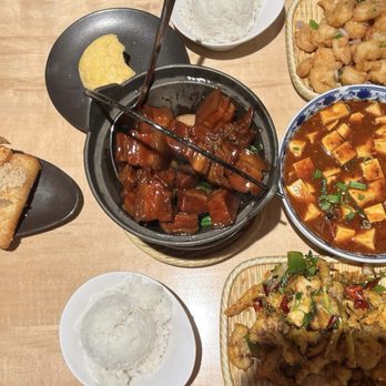 Mama Chang - Braised Pork Belly, Mapo Tofu,  Dry Fried Cauliflower, Salt and Pepper Shrimp, Pineapple Bun, Rice Cake and Brown Sugar - Chinese Near Me - Fairfax, Virginia