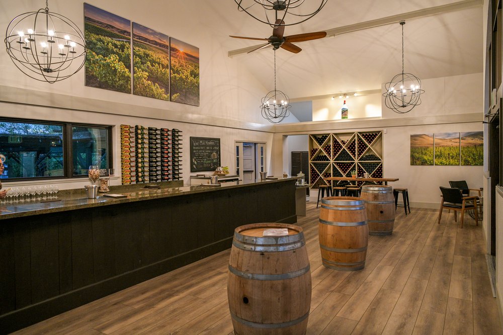 CROOKED VINE WINERY 112 Photos & 123 Reviews 5625 Greenville Rd