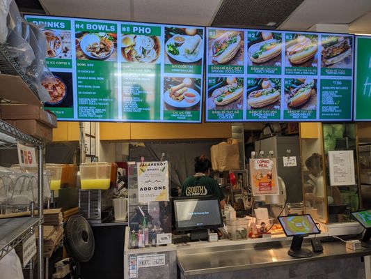 Banh Mi Huong Que by null