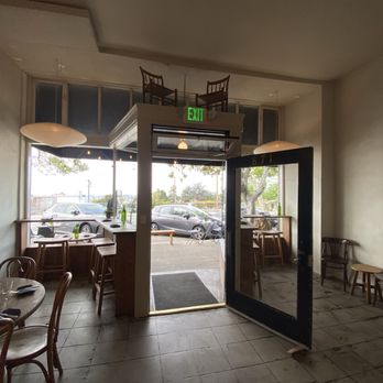 Bar Betsy - Bars Near Me - Altadena, California
