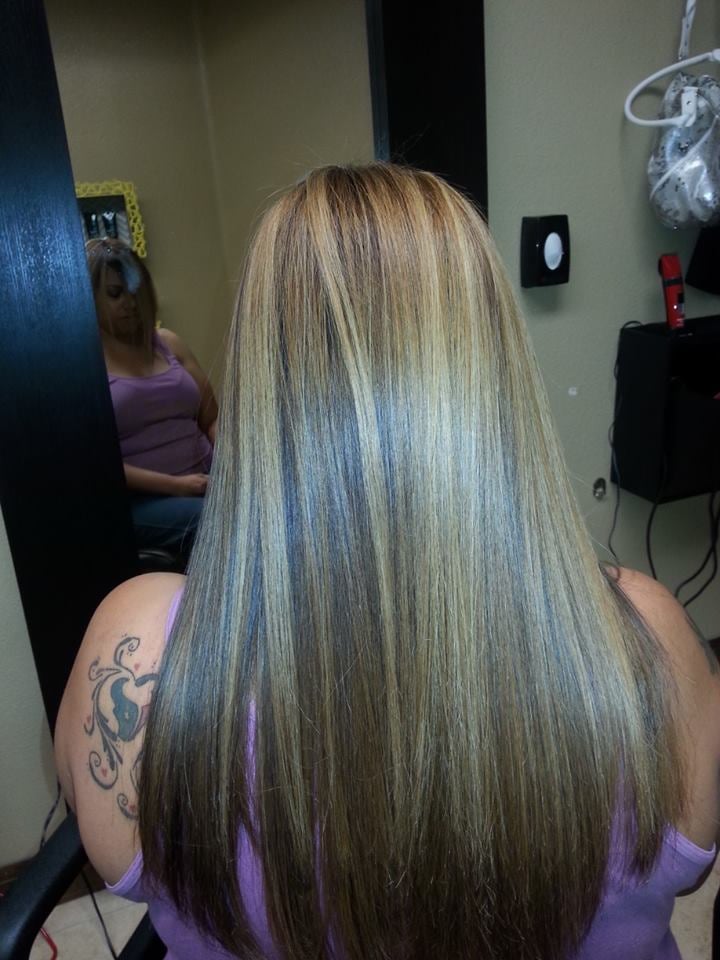 Mica McDonald - Crew 19 Salons Logo