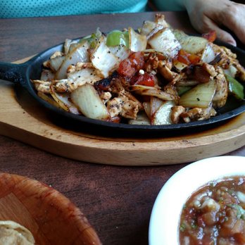 El Huarache Loco - Fajitas - Mexican Near Me - Delano, California