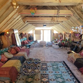 Chamber Stays: Outpost X - Lounge Area - Resorts Near Me Chamber Stays: Outpost X - Lounge Area - Resorts Near Me