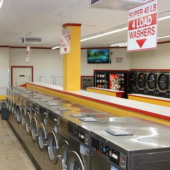 Fiesta Lavanderia Whittier - Lots of three load washers and dryers get you in and out fast without wait. - Laundromat Near Me - Whittier, California Fiesta Lavanderia Whittier - Lots of three load washers and dryers get you in and out fast without wait. - Laundromat Near Me - Whittier, California