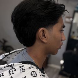 Fineline Barber & Beauty Lounge