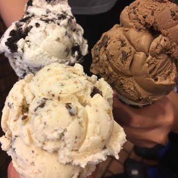 Ashley's Ice Cream - Oreo/peanut butter/double chocolate chip - Ice Cream & Frozen Yogurt Near Me - New Haven, Connecticut Ashley's Ice Cream - Oreo/peanut butter/double chocolate chip - Ice Cream & Frozen Yogurt Near Me - New Haven, Connecticut