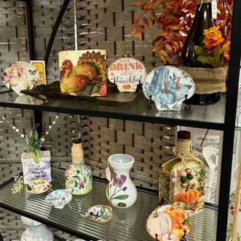 Inlet Queens - Fall pieces from Booth MKC - Home Decor Near Me - Murrells Inlet, South Carolina Inlet Queens - Fall pieces from Booth MKC - Home Decor Near Me - Murrells Inlet, South Carolina