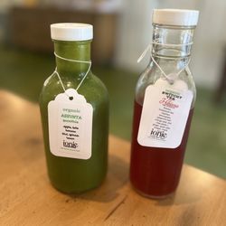 ionie Organic Cafe - Smoothie & Tea