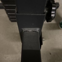 Cracked bench Cracked bench