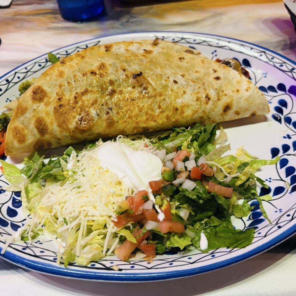 Fajita quesadilla with steak