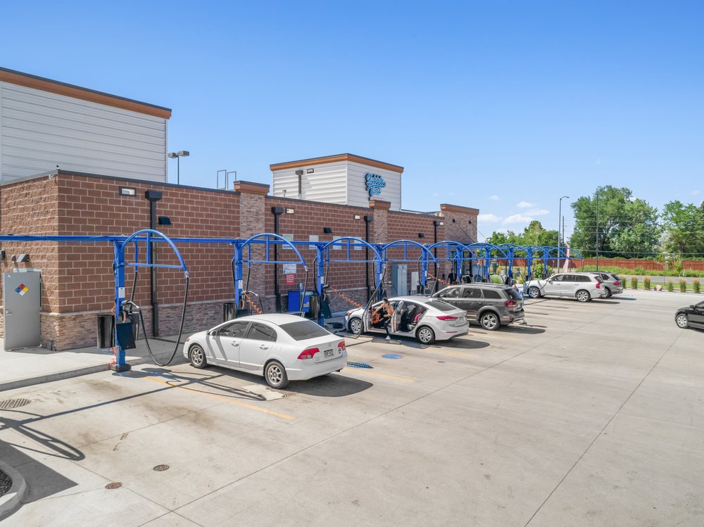 BUBBLE TIME EXPRESS CARWASH Updated September 2024 38 Photos & 47