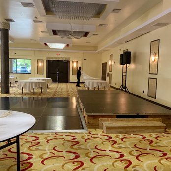 Sakoon Restaurant - Stage - Indian Near Me - Fremont, California