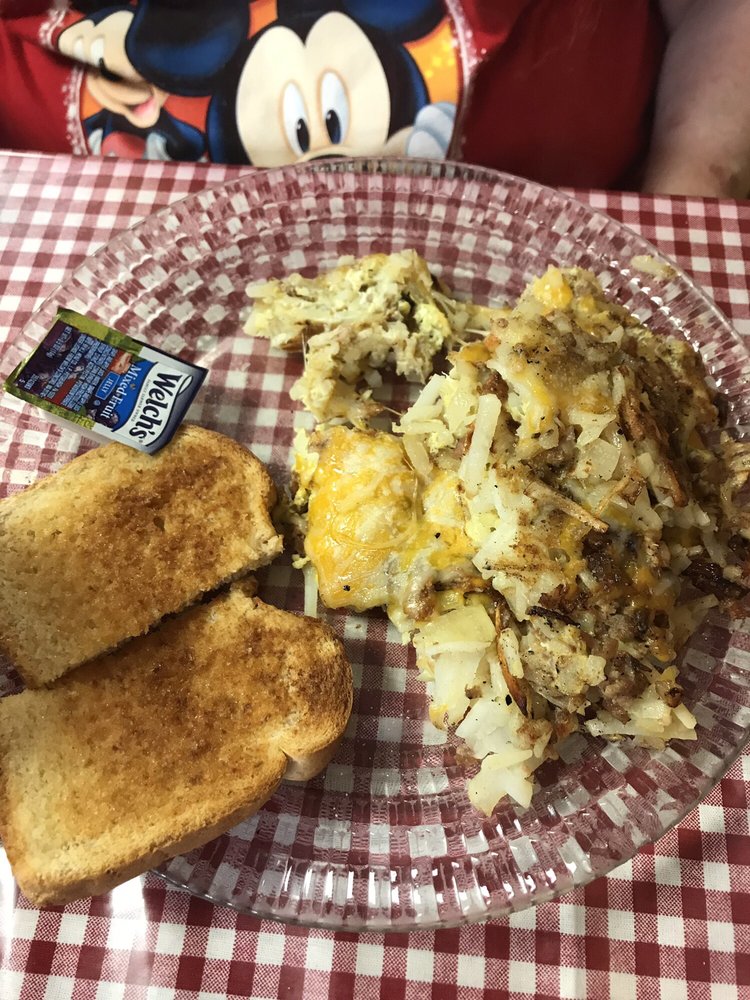 Apron Strings 12 Photos American (Traditional) 608 Main St