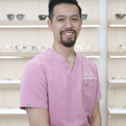 Heights Eye Studio - Optometrist in Houston Heights - Dr. Chi Peter Nguyen