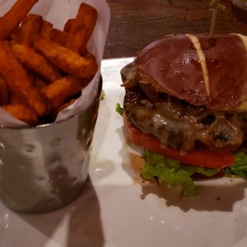 Black Powder Tavern - Tavern burger with sweet potato fries - New American Near Me - Wayne, Pennsylvania Black Powder Tavern - Tavern burger with sweet potato fries - New American Near Me - Wayne, Pennsylvania