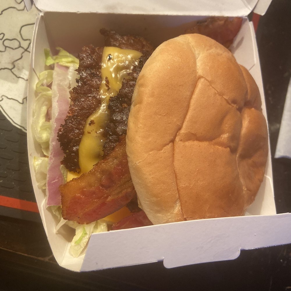 Shit slopped together. Half of it isn't even between the buns.