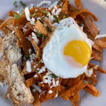 University Draft House - Santa Fe Chicken - Sports Bars Near Me - Edinburg, Texas