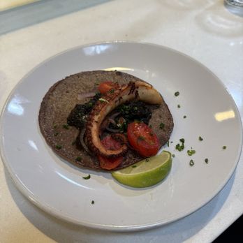 Holbox - Taco De Pulpo En Su Tinta - Latin American Near Me - Los Angeles, California