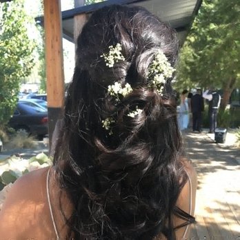 In Flower - Bridal hair pieces of babys breath - Florists Near Me - Brea, California