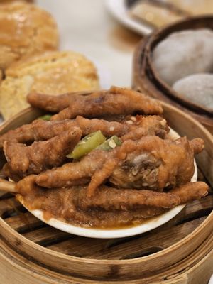 East Harbor Seafood Palace by null