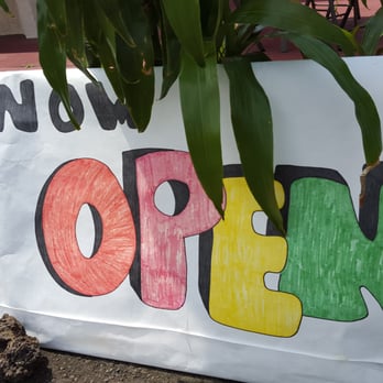 Manny's Kitchen - Mexican Near Me - Captain Cook, Hawaii
