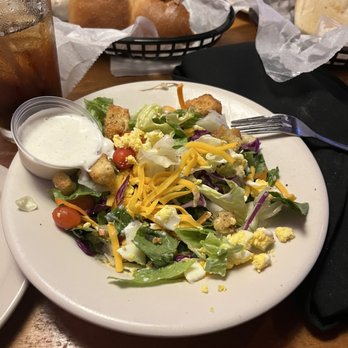 Texas Roadhouse - House salad - Steakhouses Near Me - San Antonio, Texas