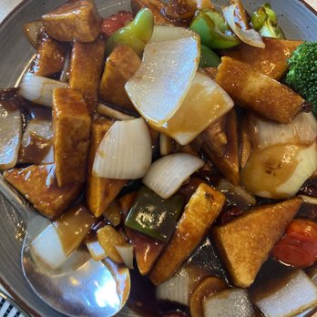Trendy Vegan - General Tso Tofu - Vegan Near Me - Houston, Texas Trendy Vegan - General Tso Tofu - Vegan Near Me - Houston, Texas