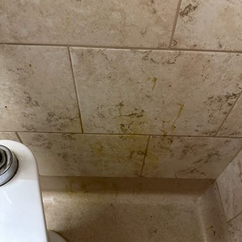 JFK Medical Center - Poop from nurse throwing down someone's bed pan. Then told me it wasn't poop. - Medical Centers Near Me - Atlantis, Florida JFK Medical Center - Poop from nurse throwing down someone's bed pan. Then told me it wasn't poop. - Medical Centers Near Me - Atlantis, Florida
