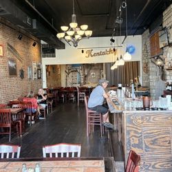 Brickyard Cafe - Bar area