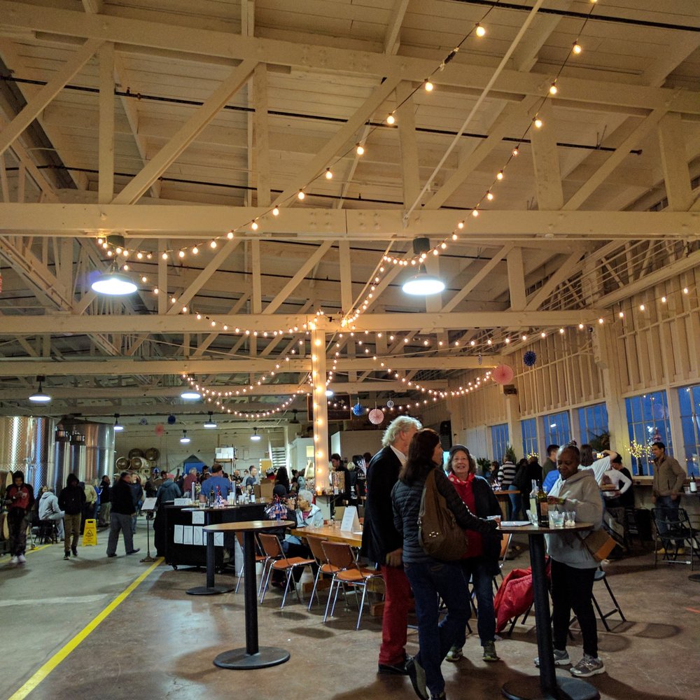 Riggers Loft - July 2017 - Independence day celebration - Wine Tasting Room Near Me - Richmond, California Riggers Loft - July 2017 - Independence day celebration - Wine Tasting Room Near Me - Richmond, California