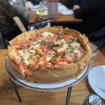 Giordano's - Margarita Chicago style - Pizza Near Me - Chicago, Illinois Giordano's - Margarita Chicago style - Pizza Near Me - Chicago, Illinois