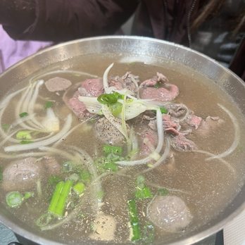 Vietnoms - Rare Beef & Beef Balls Pho - Vietnamese Near Me - Vaughan, Ontario Vietnoms - Rare Beef & Beef Balls Pho - Vietnamese Near Me - Vaughan, Ontario