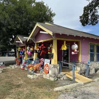 Piñata Time - Outside - Party Supplies Near Me - San Antonio, Texas Piñata Time - Outside - Party Supplies Near Me - San Antonio, Texas