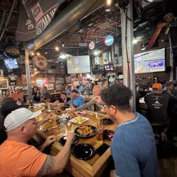 Dadz Bar & Grill