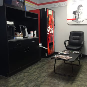 Tire Kingdom - Waiting area - Tires Near Me - Miami, Florida Tire Kingdom - Waiting area - Tires Near Me - Miami, Florida