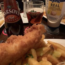 Flanagans Irish Bar - Fish and Garlic Chips at Flanagans Bar