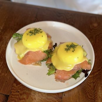 Aroma Craft Coffee - Smoked Salmon Benedict - Coffee Roasteries Near Me - Walnut, California