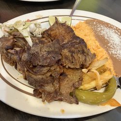 Mi Pueblo Market - Combo carne asada
