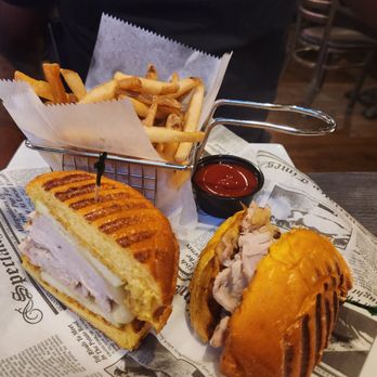 The Good Life - Bars Near Me - Massapequa Park, New York